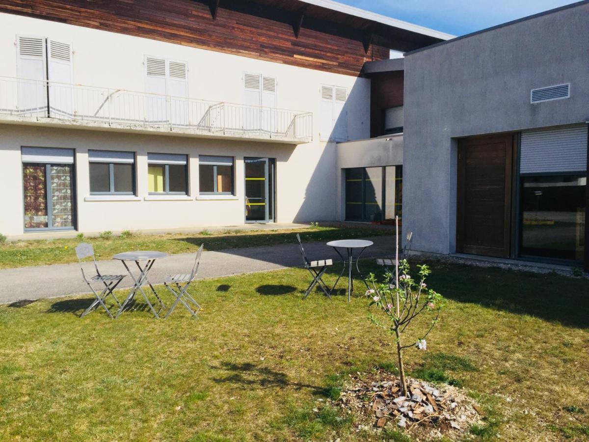 Auberge de Jeunesse HI Pontarlier Extérieur photo